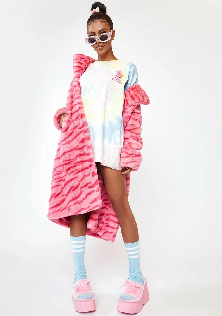 Cheapest ๐งจ Skinnydip X Care Bears True Love Oversized Tee Tops ๐ 5 Skinnydip X Care Bears True Love Oversized Tee Tops